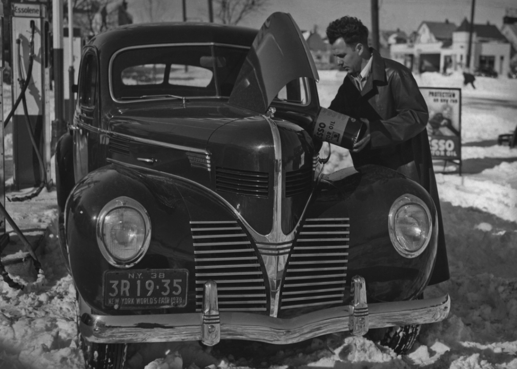 1938